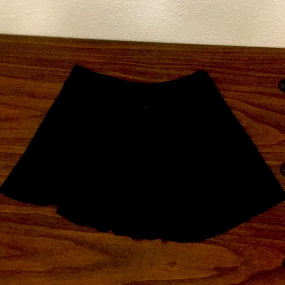 Black mesh dance skirt - Picture 7 of 7